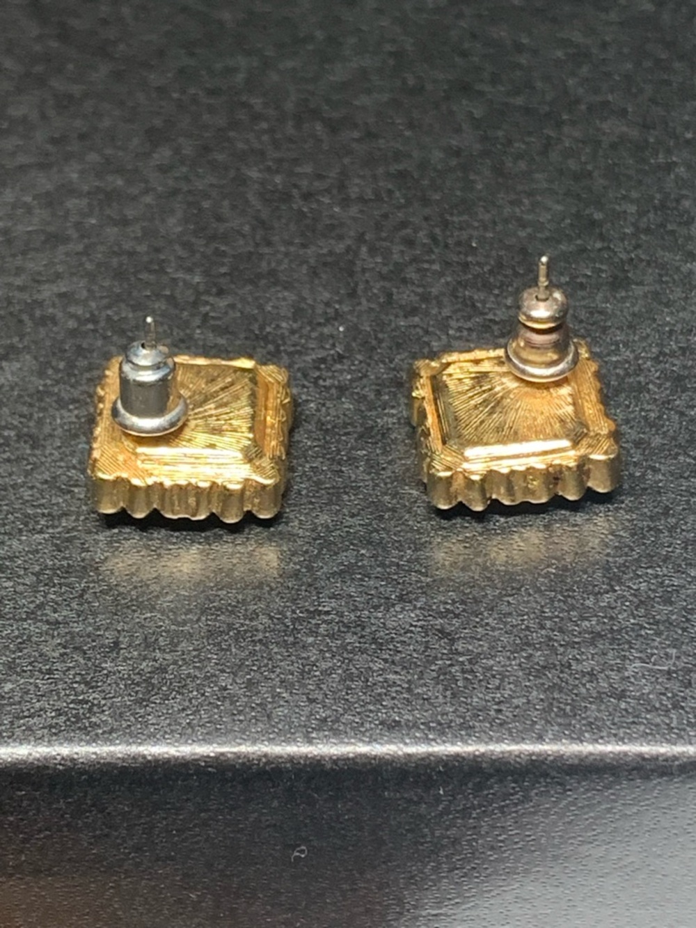 Gold-Tone Emerald Green Square Stud Earrings - Picture 2 of 4